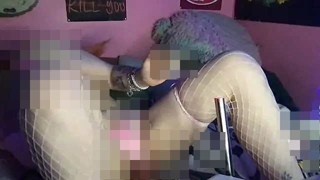 Babyyangel420's Webcam Show