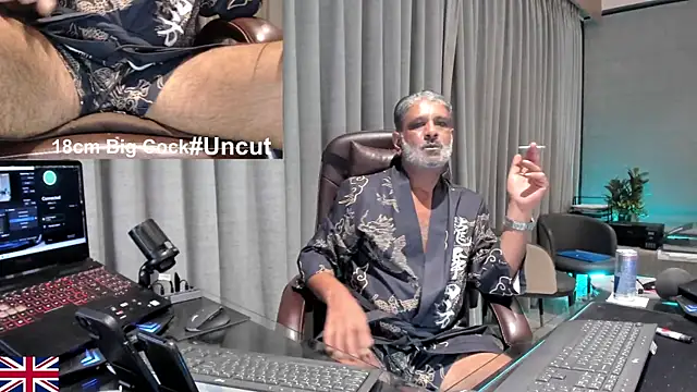 OnlineBossUK 网络视讯表演