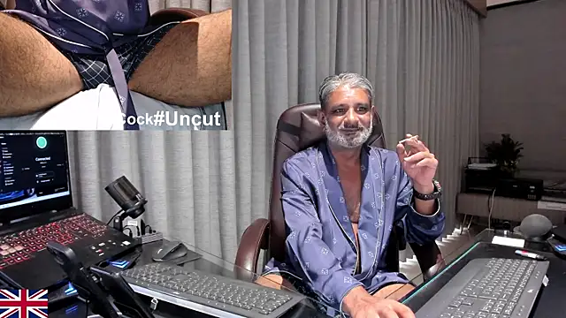 OnlineBossUK Adlı Modelin Web Kamerası Şovu