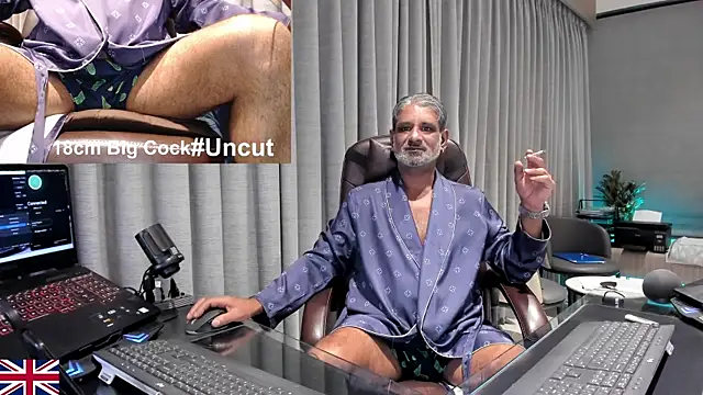 OnlineBossUK Show Webcam