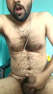veeru__6969: διαδικτυακό σόου στην κάμερα