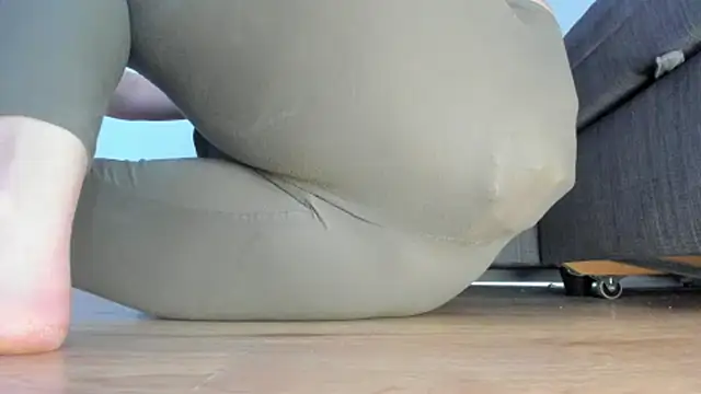 Squirtlady38 Show in webcam