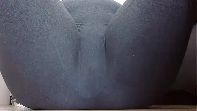 Squirtlady38's Live XXX Chat