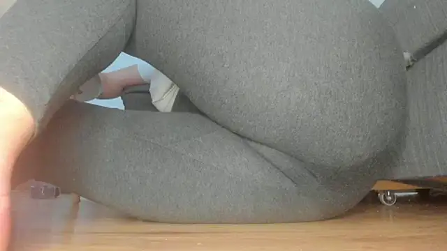 Squirtlady38's Webcam Show