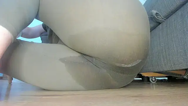 Pokazy przed kamerką – Squirtlady38