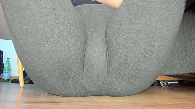 Squirtlady38 Show in webcam