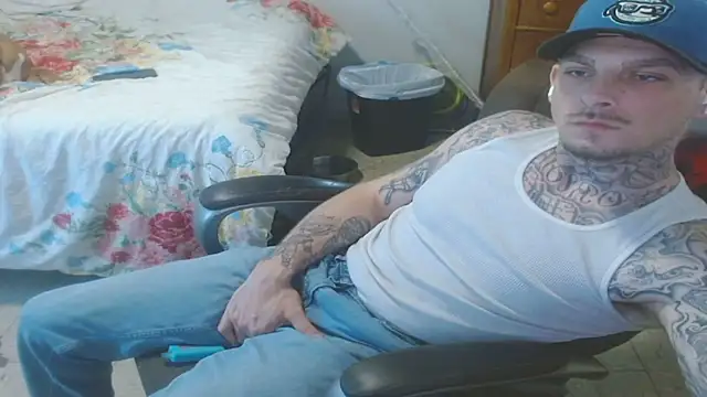 Pokazy przed kamerką – DADDY_KANE8---