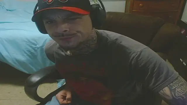 Pokazy przed kamerką – DADDY_KANE8---