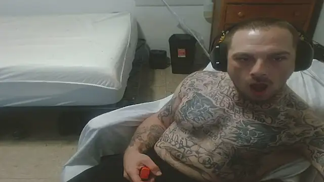 DADDY_KANE8--- Show in webcam