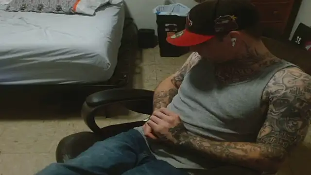 DADDY_KANE8--- Show in webcam