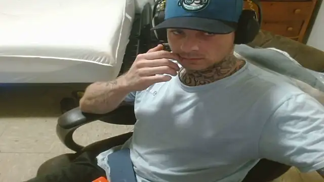 DADDY_KANE8---'s Webcam Show