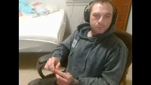 DADDY_KANE8---: διαδικτυακό σόου στην κάμερα