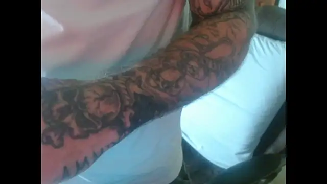 Pokazy przed kamerką – DADDY_KANE8---