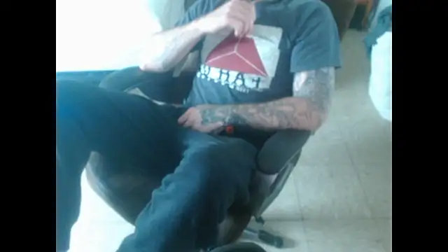 عرض كام DADDY_KANE8---