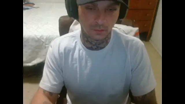 DADDY_KANE8--- Chat XXX in diretta