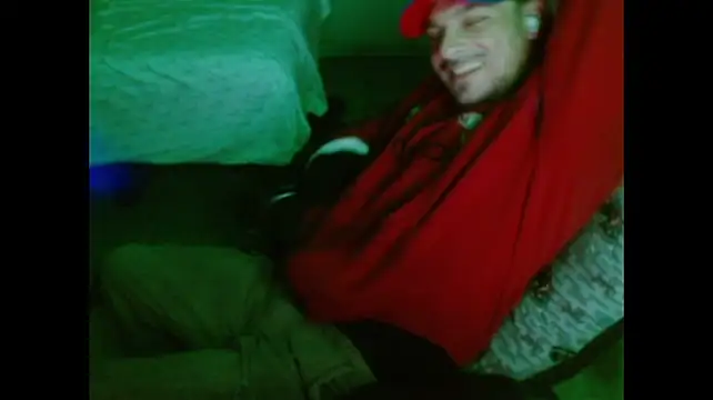 הופעת וובקאם של DADDY_KANE8---