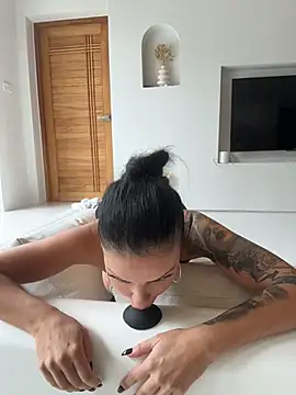 Show webcam de Helena_Karel
