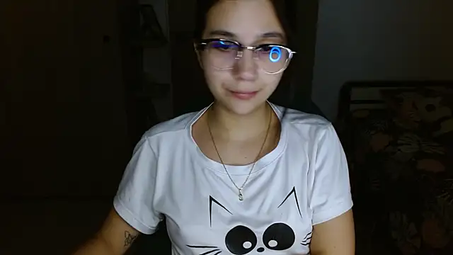 Chatroom XXX en direct de mia__lopez_