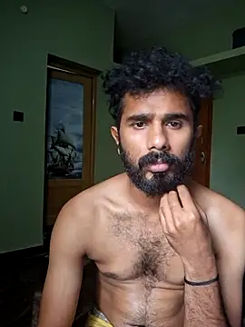 MALLUboy-04 Live Chatraum