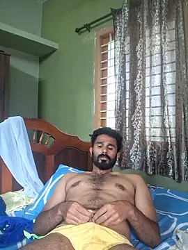 Show modela MALLUboy-04 na web-kameri