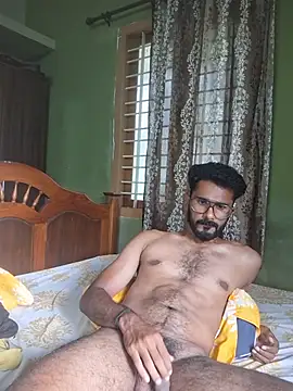 MALLUboy-04 Adlı Modelin Web Kamerası Şovu