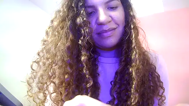 Webkamerová show gatubelahot