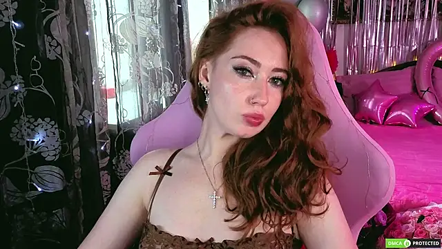 Chatroom XXX en direct de TinaBrook
