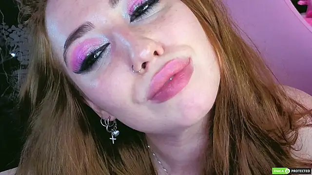XXX chat uživo modela TinaBrook