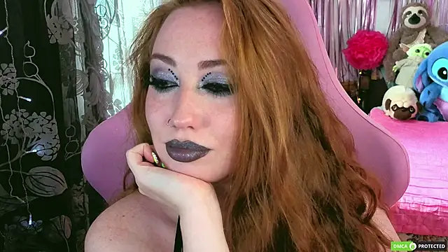 TinaBrook's Live XXX Chat