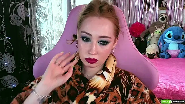 Chat +18 de TinaBrook ao vivo
