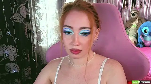 TinaBrook's Live XXX Chat
