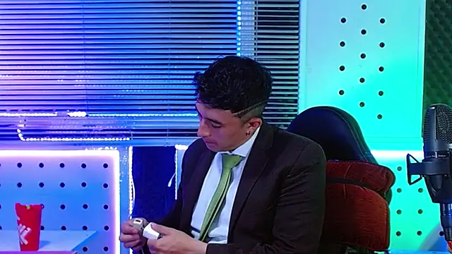 Chat XXX en directo de Godofcumxxx