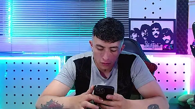 Godofcumxxx Chat XXX in diretta
