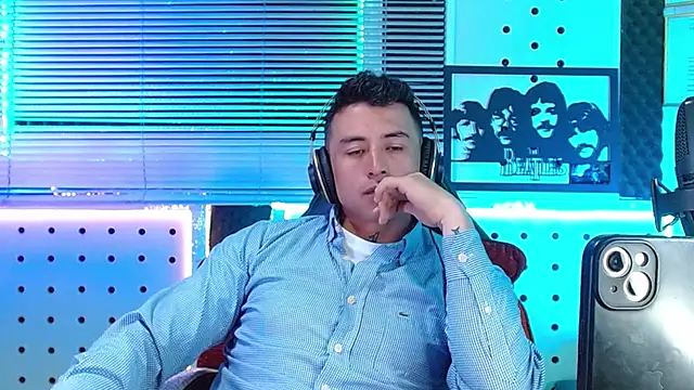 Chat XXX en directo de Godofcumxxx