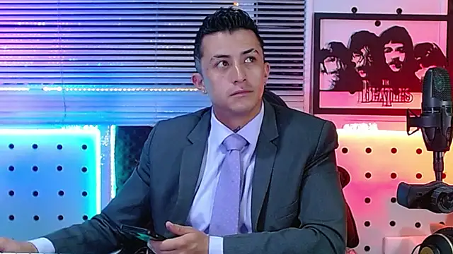 Godofcumxxx Chat XXX in diretta