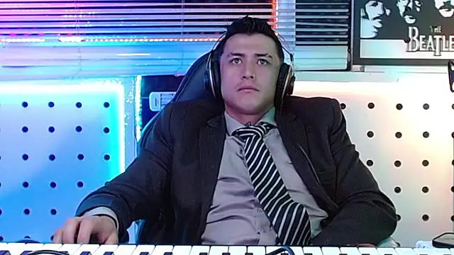 Godofcumxxx Show in webcam