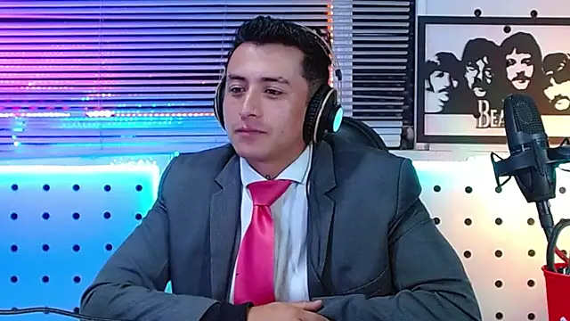 Godofcumxxx Шоу с уебкамера