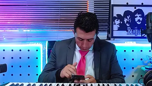 הופעת וובקאם של Godofcumxxx