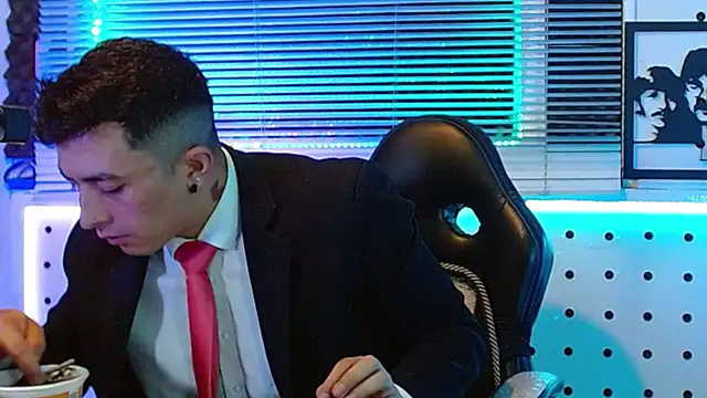 Godofcumxxx Show in webcam