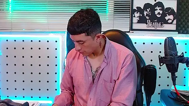 Chat XXX ao vivo de Godofcumxxx