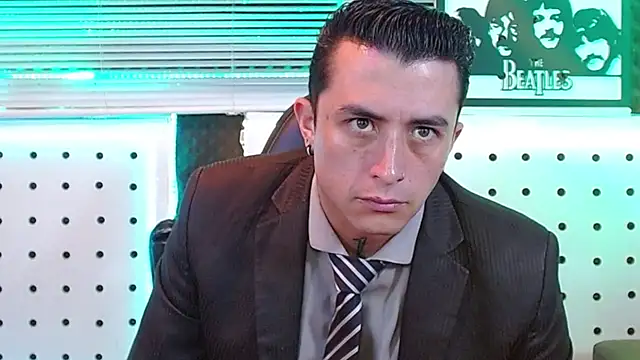 Show modela Godofcumxxx na web-kameri