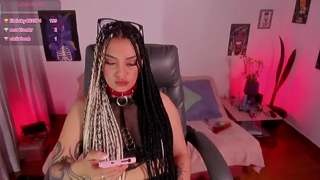 Chat XXX en directo de Cata_green