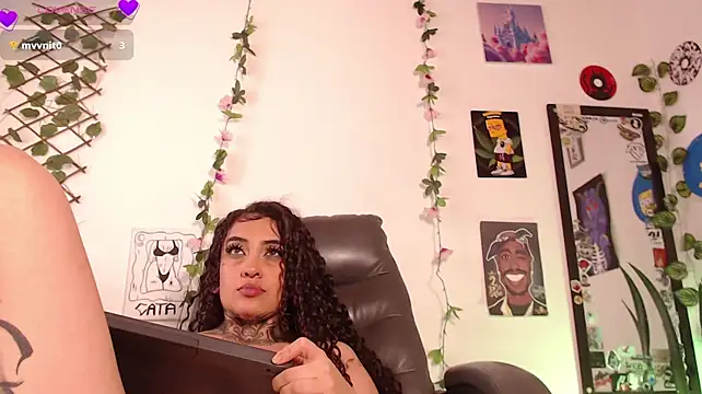 Czat XXX na żywo – Cata_green