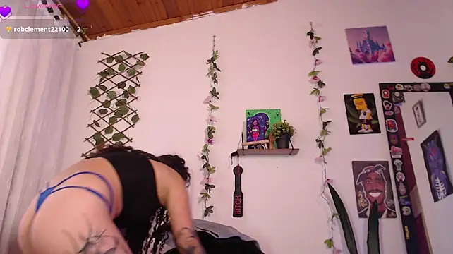 Cata_green's Live XXX Chat