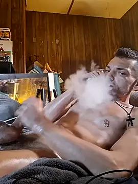 chrisonedge webkamerás műsora