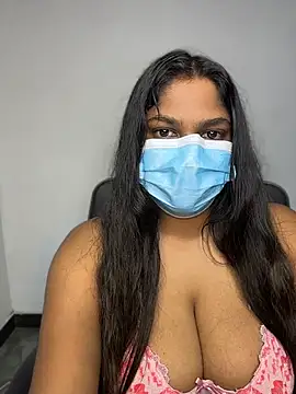 Sweet_Melon96 Adlı Modelin Canlı XXX Sohbeti