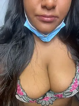 Sweet_Melon96 即時 XXX 聊天