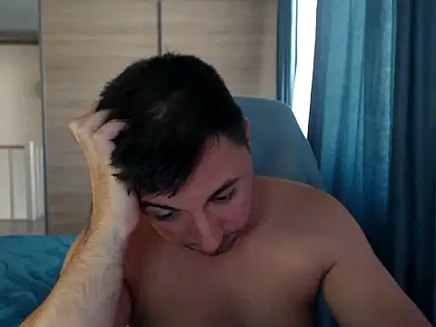 Show modela HankMalone na web-kameri