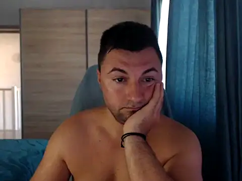 HankMalone: вебкам-шоу