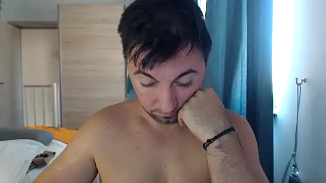 HankMalone Pertunjukan Webcam